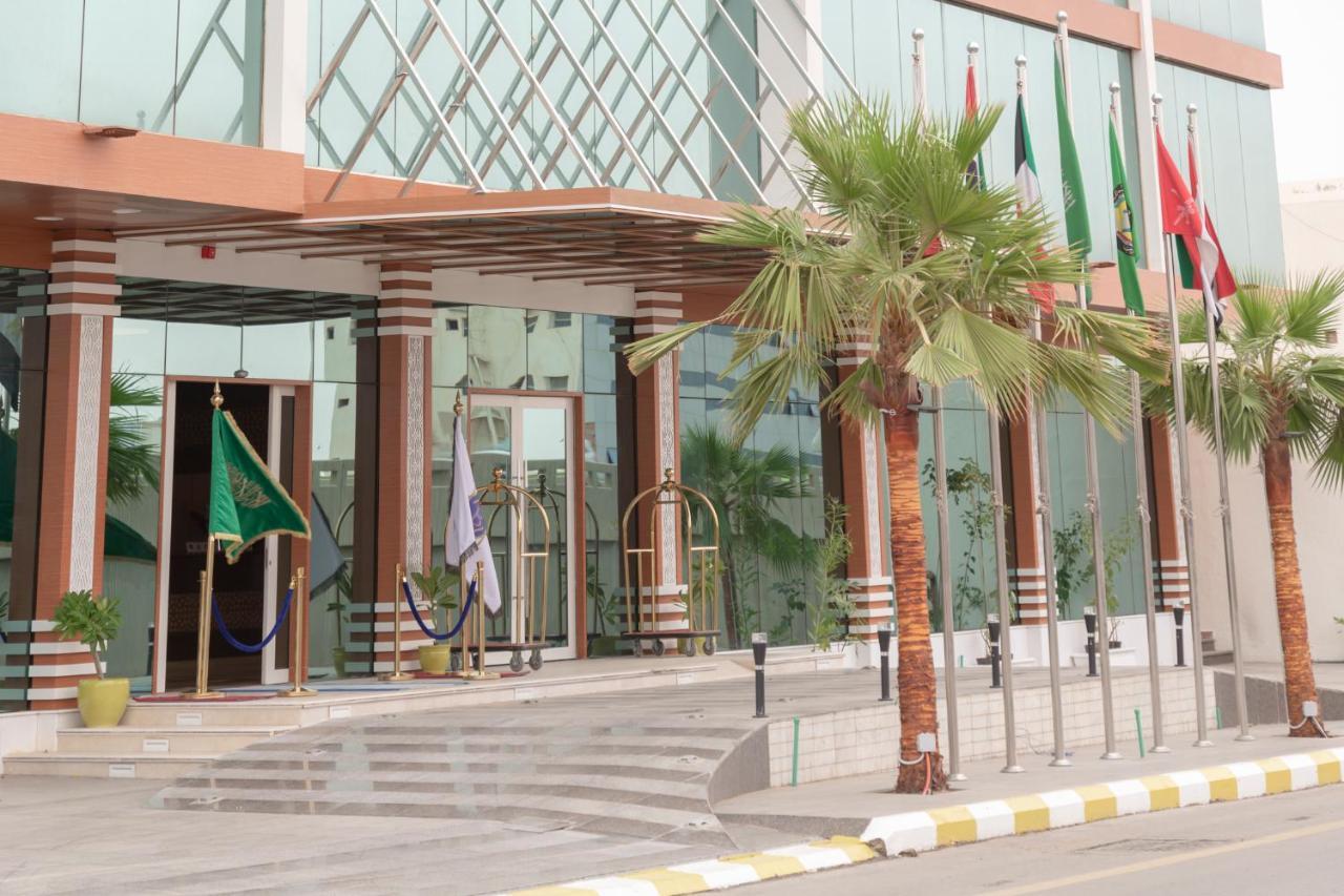 Brand Al Qassim Hotel Buraidah Bagian luar foto